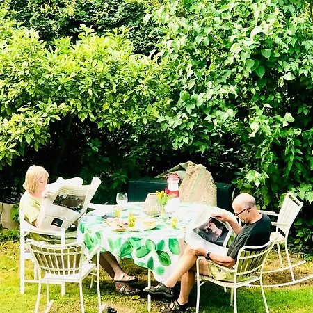 Bed & Breakfast Esmaralda's Vaerlose (Copenhagen)